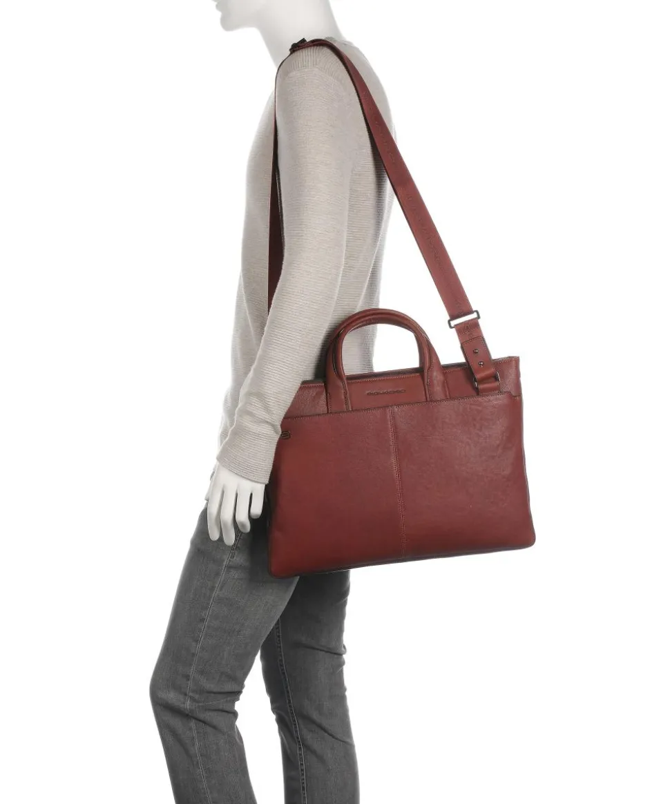 Black Square Aktentasche 15″ fein genarbtes Leder tabak