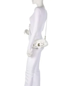 Crossed Laces Schultertasche Lederimitat weiß