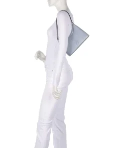 Diamante Mini Schultertasche fein genarbtes Leder hellblau