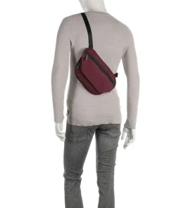 District Collection Sodo 3L Gürteltasche recyceltes Nylon dunkelrot