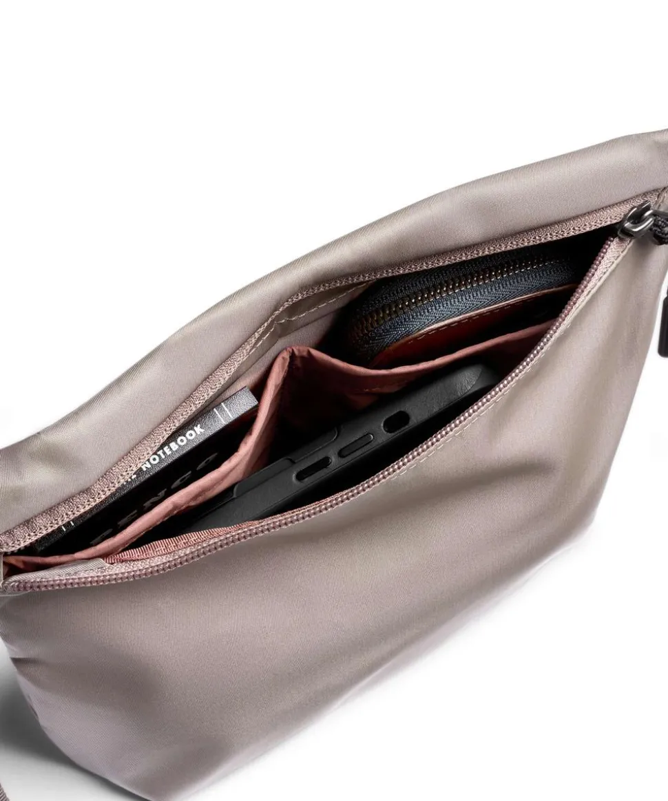 Laneway 3.5L Umhängetasche recyceltes Nylon beige