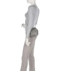 Zalina Schultertasche Aluminium silber